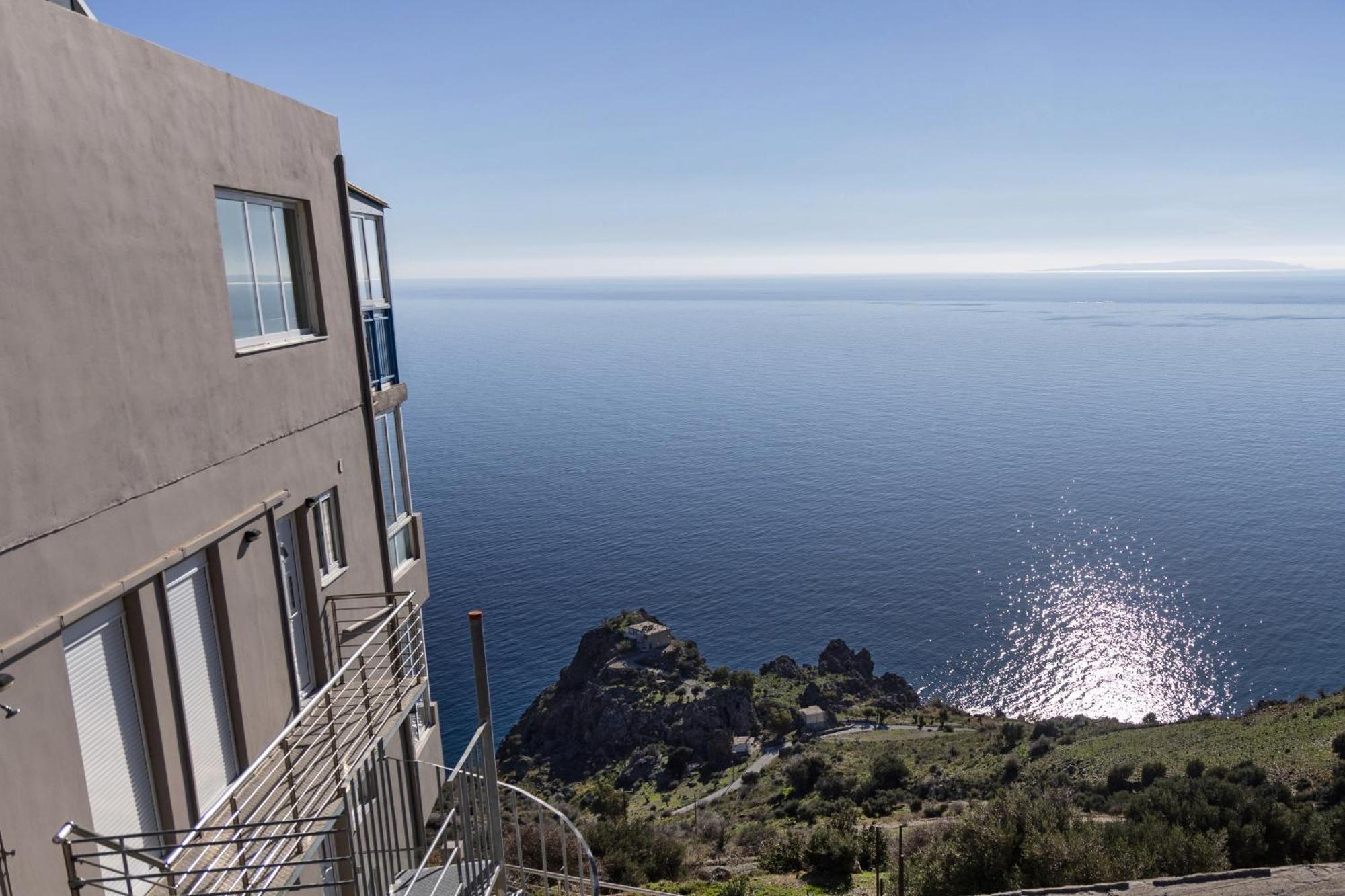 Akrotiri Panorama- Luxury Rental Apartments With Sea View ロダキノ エクステリア 写真