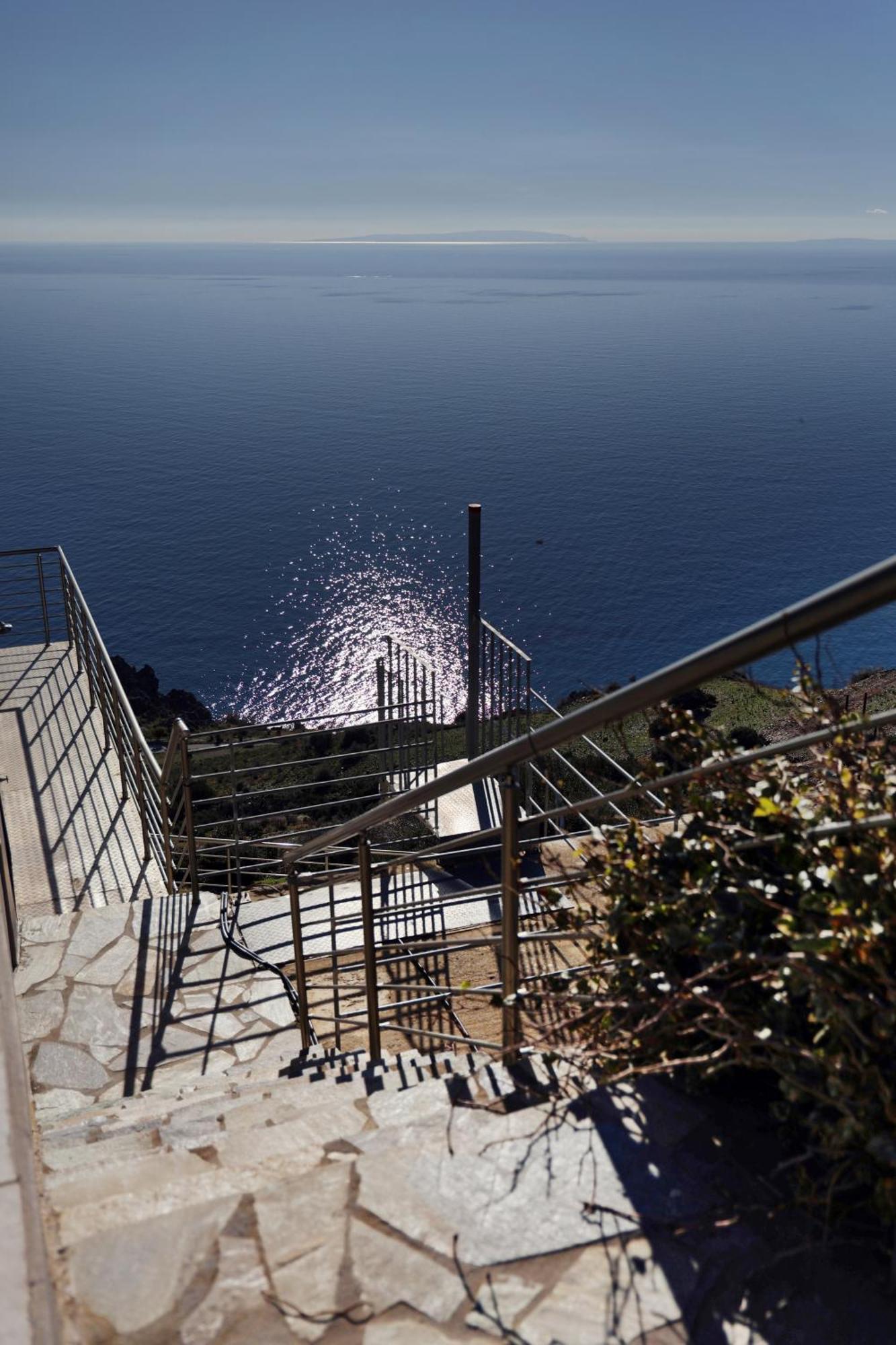 Akrotiri Panorama- Luxury Rental Apartments With Sea View ロダキノ エクステリア 写真