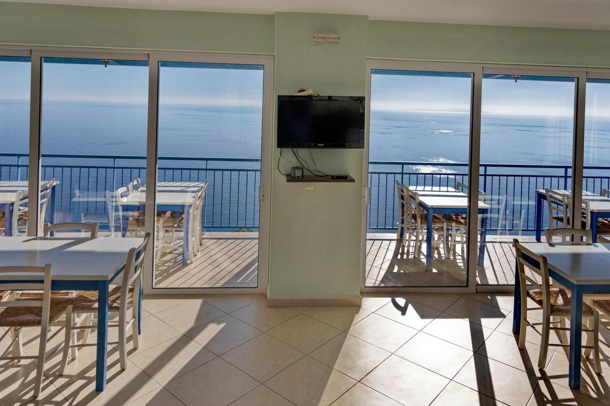 Akrotiri Panorama- Luxury Rental Apartments With Sea View ロダキノ エクステリア 写真